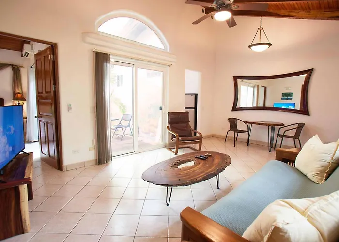 Casa Del Mar Apartment