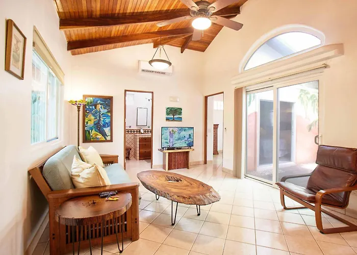 Casa Del Mar Apartment *