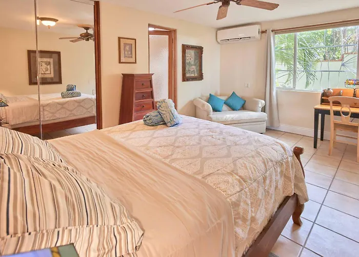 Casa Del Mar Apartment